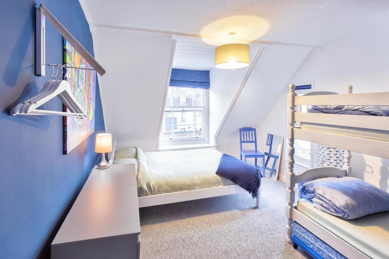 Ocean Backpackers Self-Catering Hostel Ilfracombe Kültér fotó