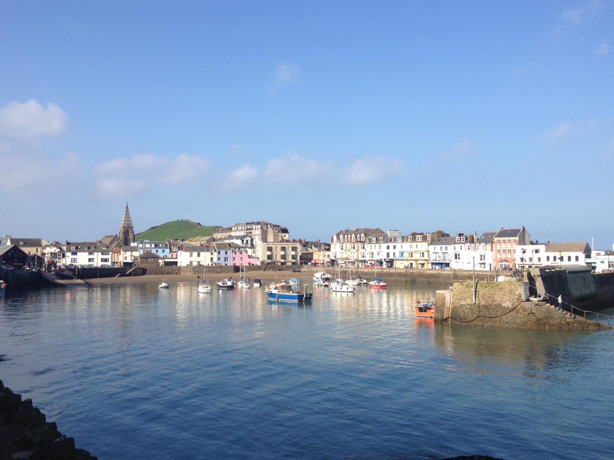 Ocean Backpackers Self-Catering Hostel Ilfracombe Kültér fotó