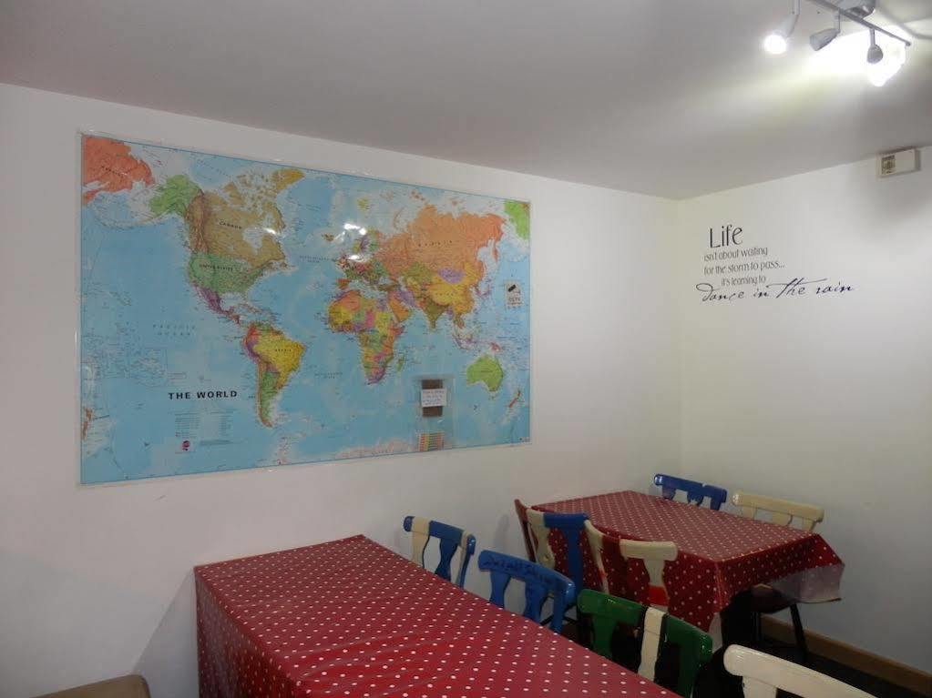 Ocean Backpackers Self-Catering Hostel Ilfracombe Kültér fotó
